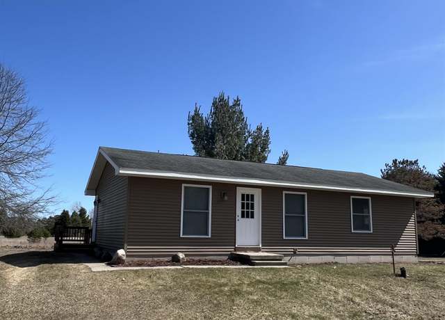 Property at 11255 Beaver Ave, Farwell, MI 48622, 3 beds, 1.5 baths