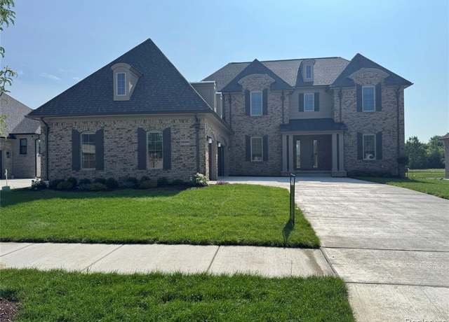 Property at 55590 Laurel Oaks Ln, Macomb, MI 48315 6710, 4 beds, 3.5 baths