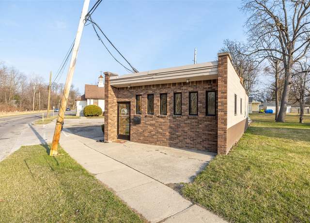 Property at 25770 Huron River Dr, Flat Rock, MI 48134-1215