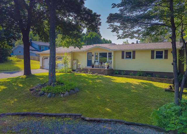Property at 2233 Badger St, Marquette, MI 49855, 3 beds, 3 baths