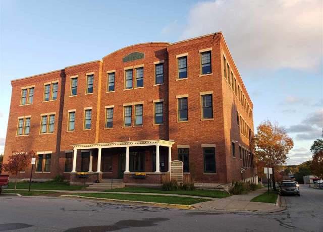 Property at 50 Filer St Unit : 210B, Manistee, MI 49660