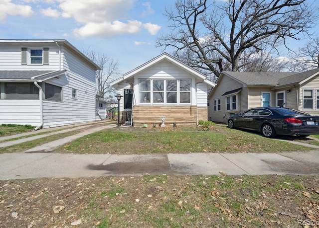 Property at 587 E DRAYTON St, Ferndale, MI 48220 1328, 2 beds, 1 bath