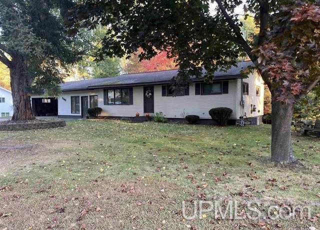 Property at 1185 Ortman Rd, Marquette, MI 49855, 4 beds, 1.5 baths