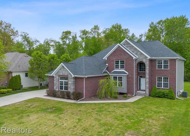 Property at 5325 SHOREWOOD Dr, Fort Gratiot, MI 48059 3137, 4 beds, 2.5 baths