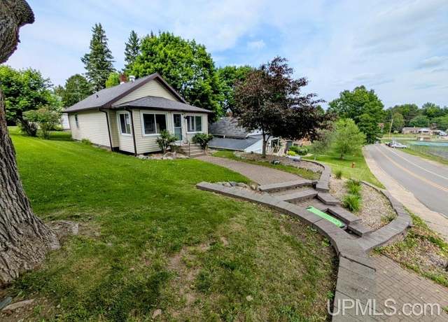 Property at 303 Evergreen St, Iron River, MI 49935, 2 beds, 1 bath