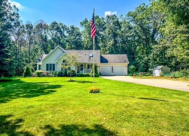 Property at 1525 Byfield Dr, Harrison, MI 48625, 3 beds, 2 baths
