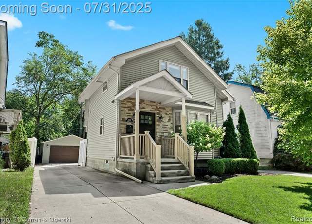 Property at 2828 Ferris St, Berkley, MI 48072 2167, 3 beds, 2.5 baths
