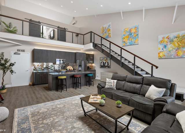 Property at 65 Sea Ray Blvd #7, Harrison Twp, MI 48045, 2 beds, 2.5 baths