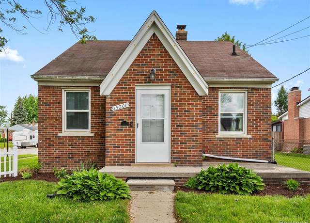Property at 15201 Crescentwood Ave, Eastpointe, MI 48021 2255, 3 beds, 1 bath