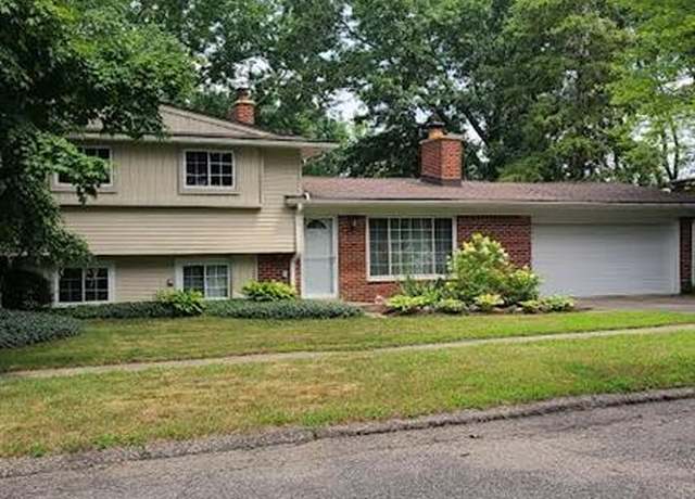 Property at 8736 Ringwood Dr, Commerce, MI 48382 3473, 3 beds, 1.5 baths