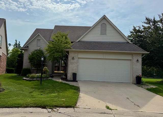 Property at 52542 Westcreek Dr, Macomb, MI 48042 2966, 3 beds, 3 baths