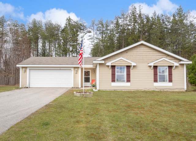 Property at 3193 Crimson Ranch Ln Lot : 24, Traverse City, MI 49685, 3 beds, 2 baths