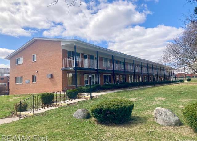 Property at 2217 CLAWSON Ave #205, Royal Oak, MI 48073 3777, 1 bed, 1 bath