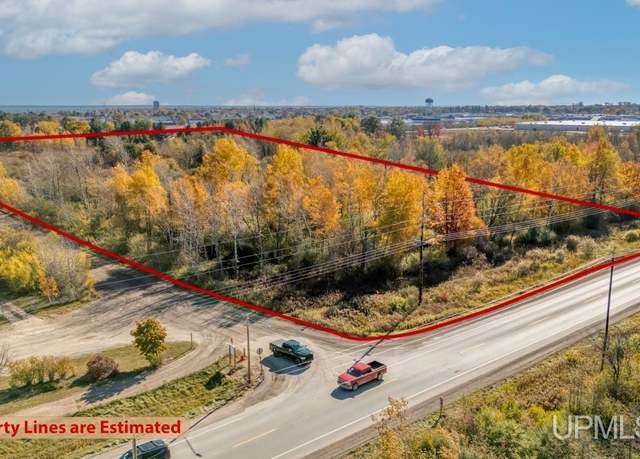 Property at 928 N 30th St, Escanaba, MI 49829