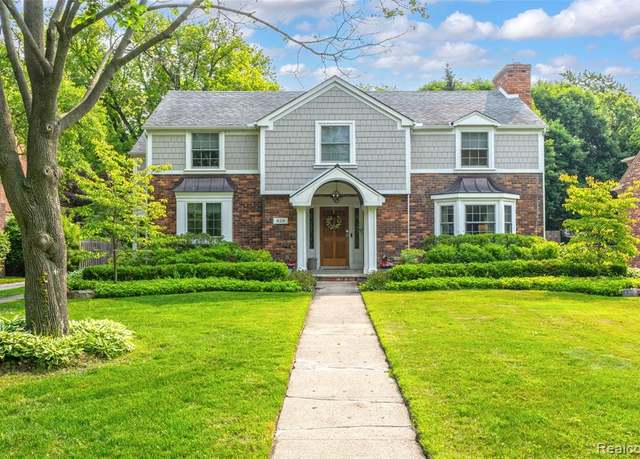 Property at 828 Westchester Rd, Grosse Pointe Park, MI 48230 1828, 4 beds, 4 baths