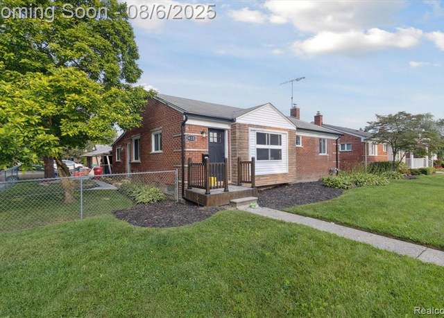 Property at 24203 Raven Ave, Eastpointe, MI 48021 3407, 3 beds, 1.5 baths