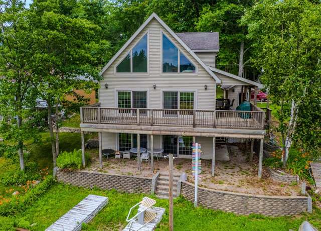 Property at 4529+4532 S LAKEVIEW Dr, Beaverton, MI 48612, 3 beds, 3 baths
