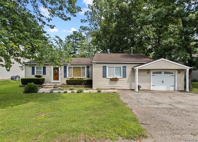 Property at 1269 Otter Ave, Waterford, MI 48328 4758, 3 beds, 1.5 baths