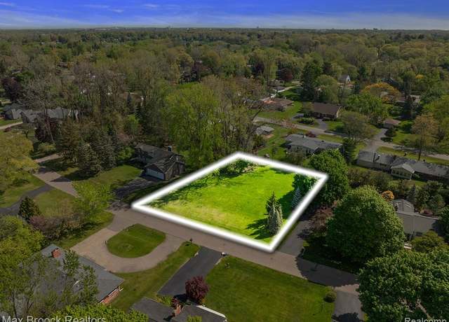 Property at 0000 Pine Ridge Lot 93, West Bloomfield, MI 48324
