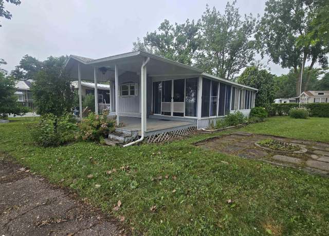 Property at 10001 E Goodall Rd #229, Durand, MI 48429, 1 bed, 1 bath