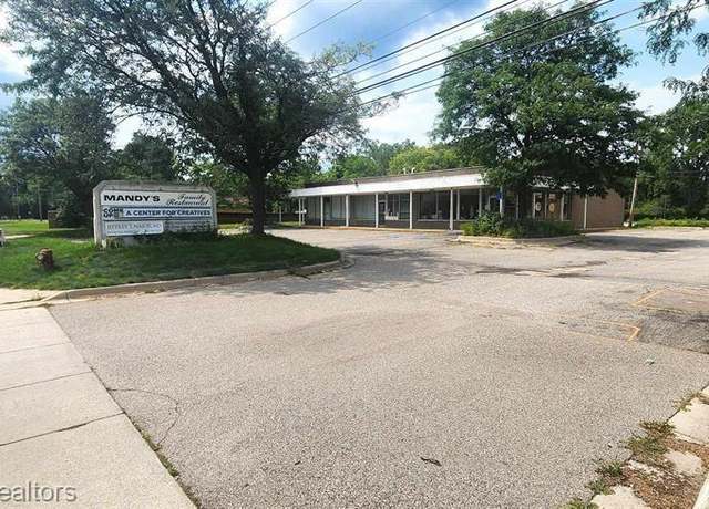 Property at 24050 W 9 Mile Rd, Southfield, MI 48033 3904