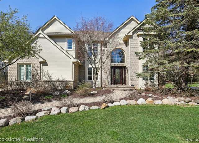 Property at 1391 WOODBRIDGE Ct, Wixom, MI 48393 1635, 4 beds, 2.5 baths