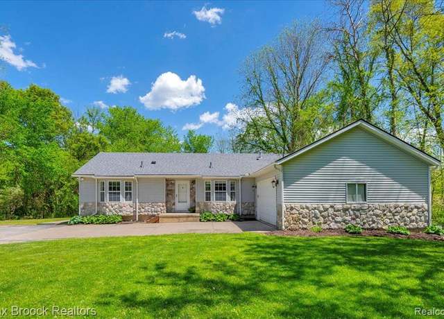 Property at 3151 OLD PLANK Rd, Milford, MI 48381 3552, 3 beds, 2.5 baths