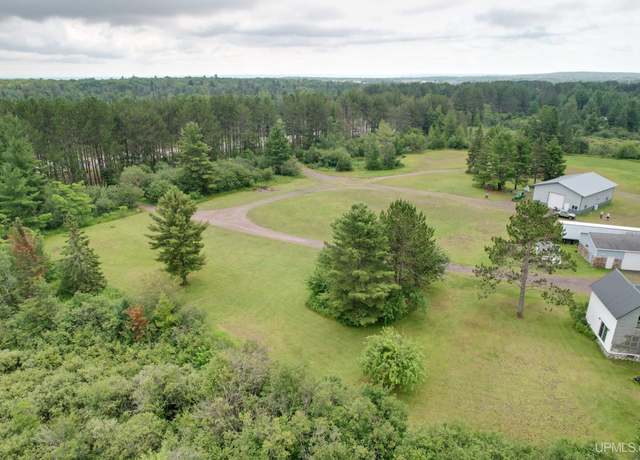 Property at 53183 US Highway 41 Hwy, Calumet, MI 49913, 2 beds, 1.5 baths