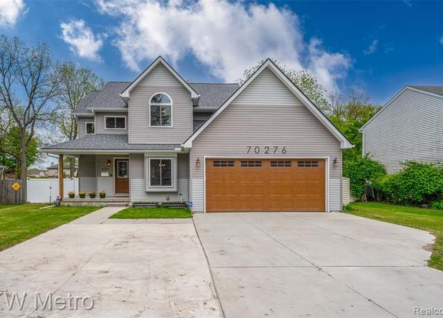 Property at 70276 N MAIN St, Richmond, MI 48062 1712, 3 beds, 2.5 baths