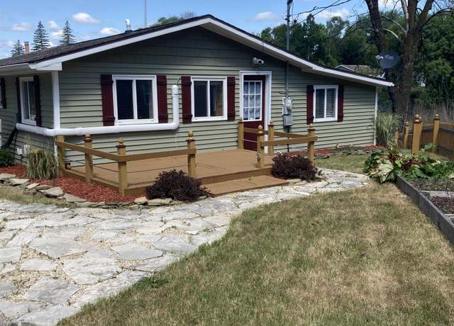 Property at 1231 Aspen Dr, Beaverton, MI 48612, 5 beds, 2 baths
