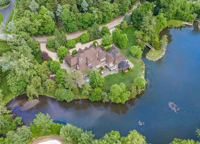 Property at 1055 Orchard Ridge Rd, Bloomfield Hills, MI 48304, 6 beds, 9.5 baths