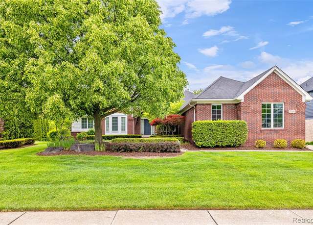 Property at 55161 Whitney Dr, Shelby Township, MI 48315 6664, 3 beds, 3.5 baths