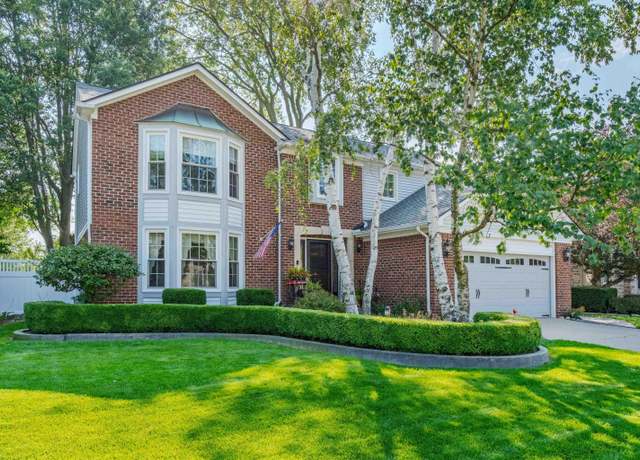 Property at 43860 Cadburry Dr, Clinton Township, MI 48038, 4 beds, 3.5 baths