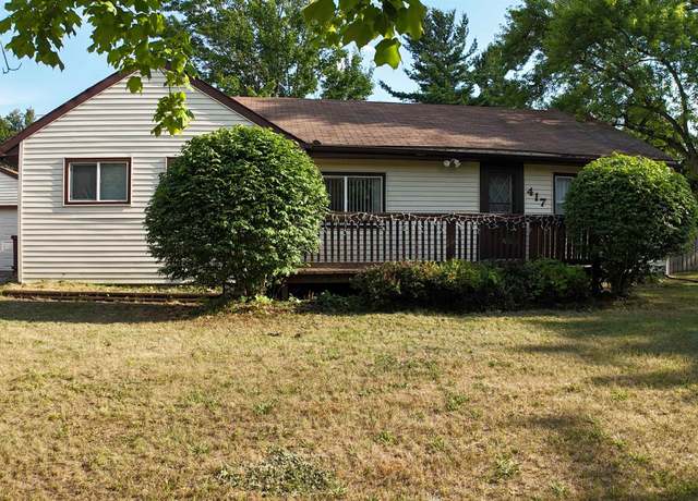 Property at 417 John R St, Clare, MI 48617, 3 beds, 1 bath