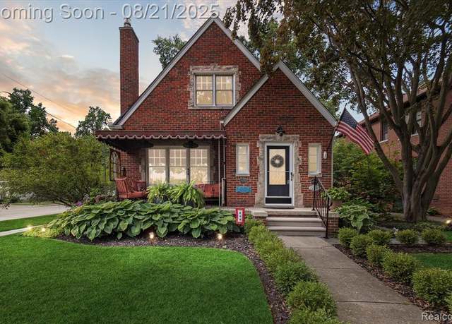 Property at 22303 Gregory St, Dearborn, MI 48124 2751, 4 beds, 3 baths