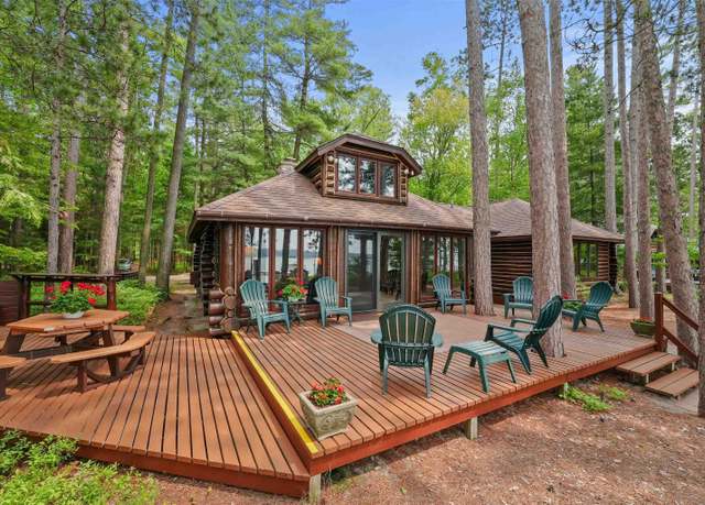 Property at 100 Flag Point Dr, Roscommon, MI 48653, 3 beds, 2 baths