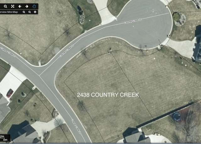 Property at 2438 Country Creek Dr, Bay City, MI 48706