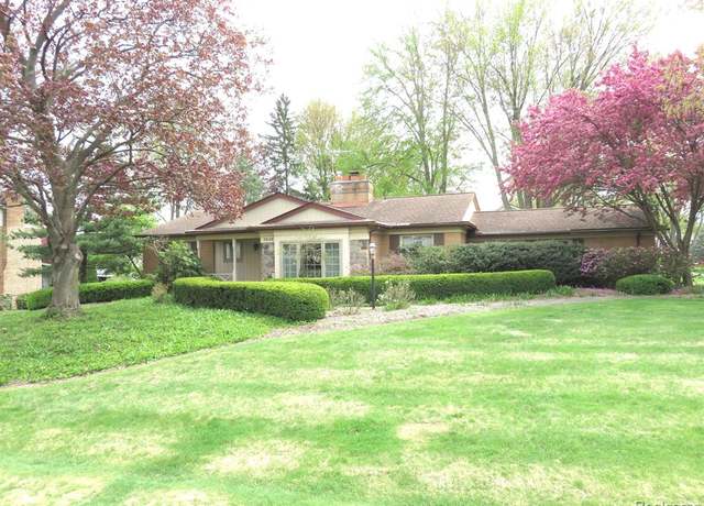 Property at 5539 RAVEN Rd, Bloomfield Hills, MI 48301 1046, 3 beds, 2.5 baths