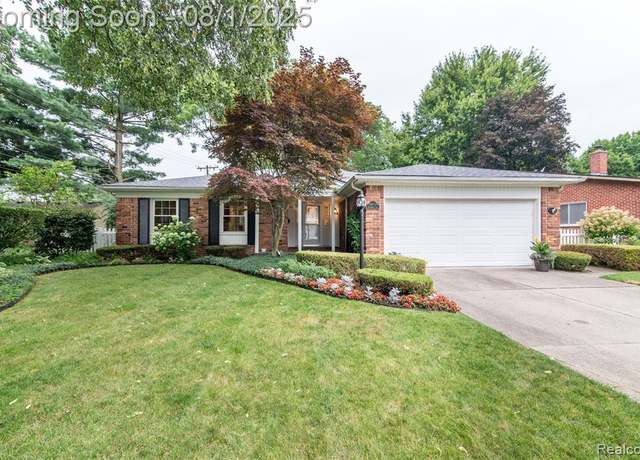 Property at 14733 Greenbriar Ct, Plymouth, MI 48170 2621, 3 beds, 1.5 baths