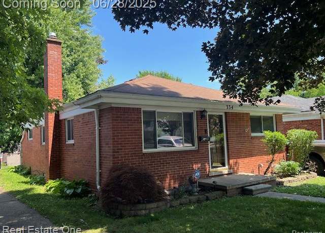 Property at 334 Harrington St, Mount Clemens, MI 48043 2927, 3 beds, 2 baths