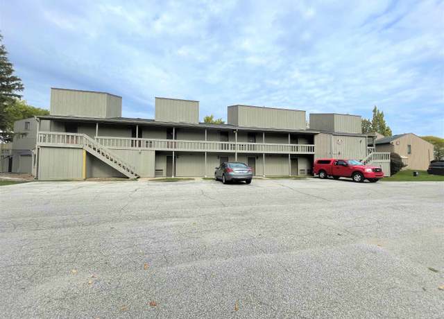 Property at 6210 S Tennis Ct, D-10 Ct Unit D-10, Bay City, MI 48706, 1 bed, 1 bath