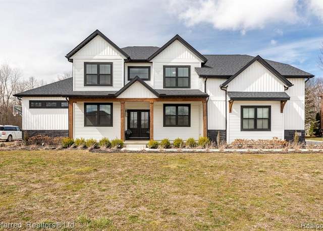 Property at 24220 FAIRVIEW Dr, New Boston, MI 48164 9105, 5 beds, 4.5 baths