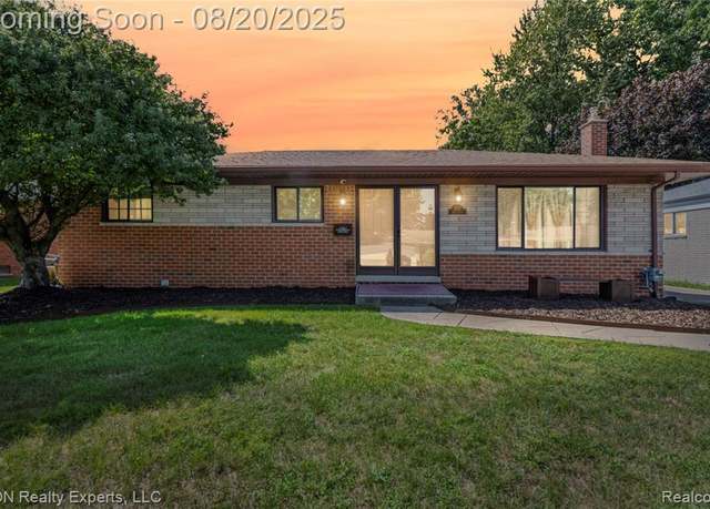 Property at 31017 Regal Dr, Warren, MI 48088 2013, 3 beds, 1.5 baths