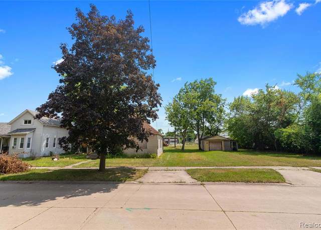 Property at 1508/1516 S Fayette St, Saginaw, MI 48602 1357