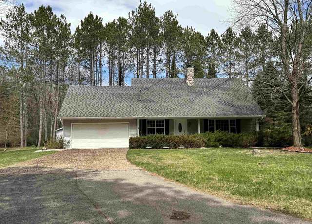 Property at 590 Siegle St St, Farwell, MI 48622, 3 beds, 2 baths