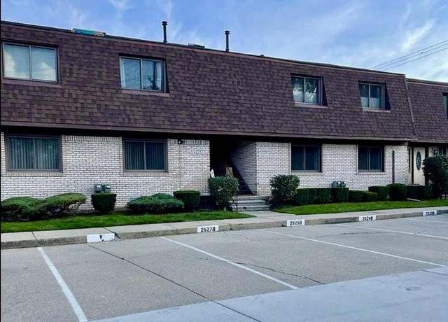 Property at 25380 Quarter Deck St, Harrison Twp, MI 48045, 1 bed, 1 bath