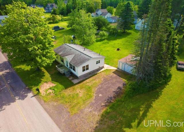 Property at 878 Main St, Lake Linden, MI 49945, 3 beds, 2 baths