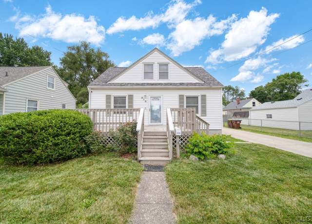 Property at 816 Sheffield Ave, Adrian, MI 49221, 3 beds, 1 bath