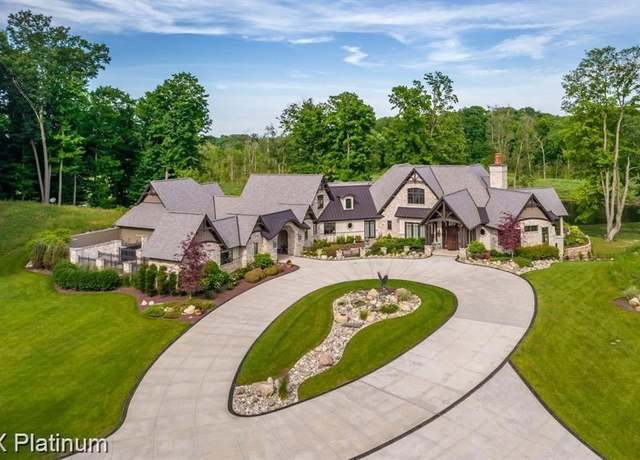 Property at 1286 Gray Fox Ct, Howell, MI 48843 9053, 5 beds, 5 baths
