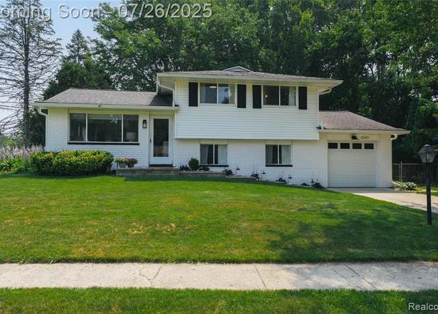 Property at 4580 Chadsworth St, Commerce, MI 48382 3802, 3 beds, 1 bath